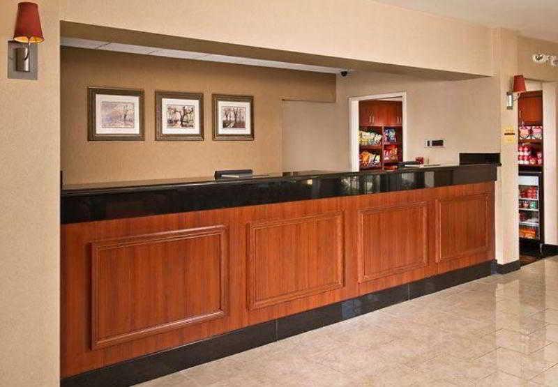 Courtyard By Marriott Richmond West Hotel Dumbarton Interiør billede